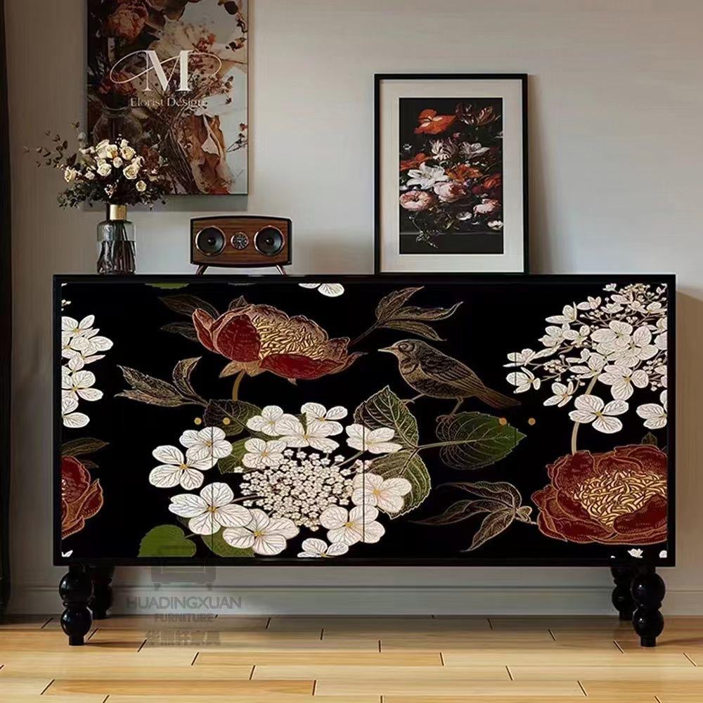 Buffet laqué noir à motifs floraux et oiseau – Jardin Élégant