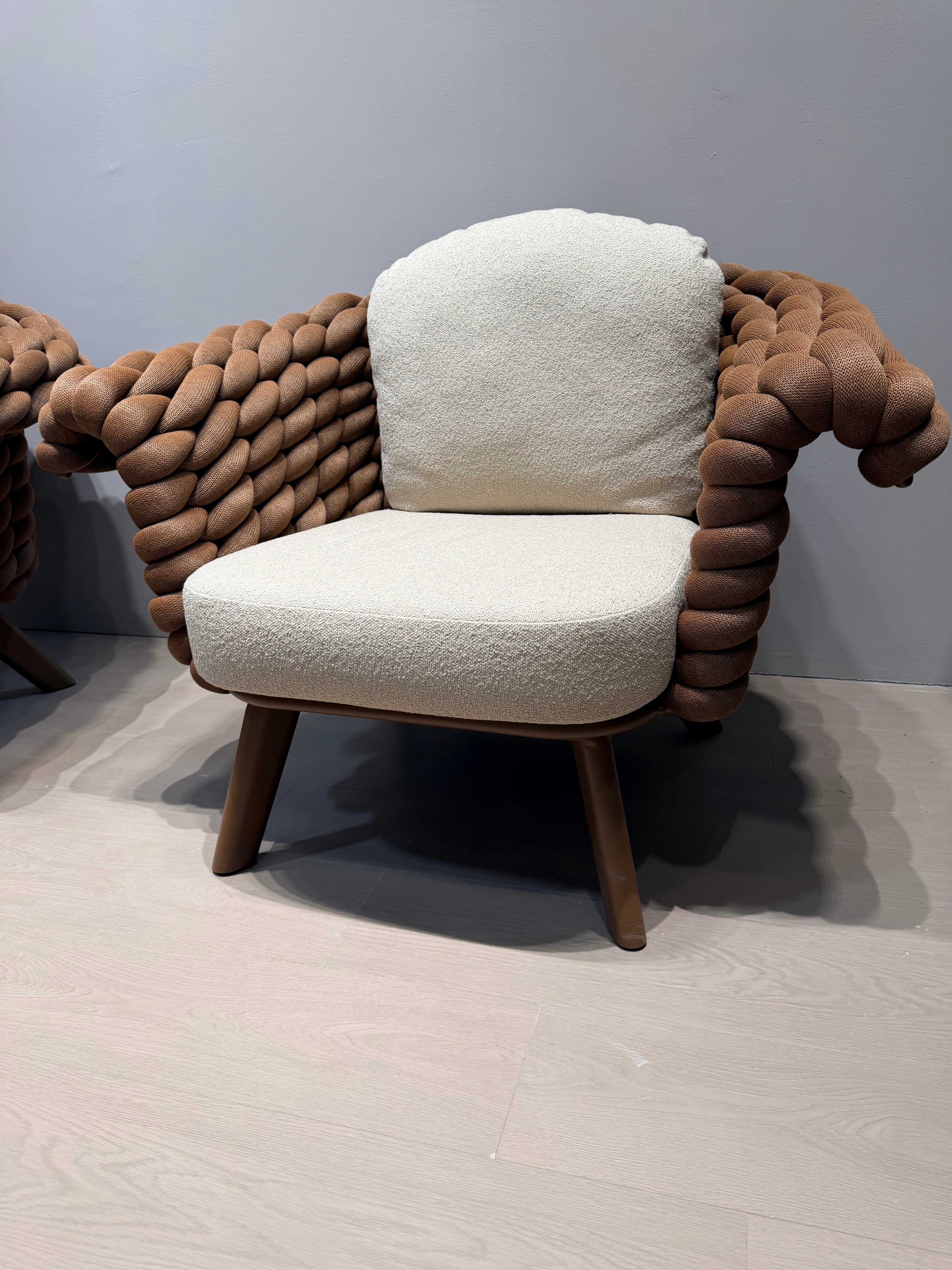 Fauteuil lounge en corde tressée terracotta et bouclé écru – Tressia