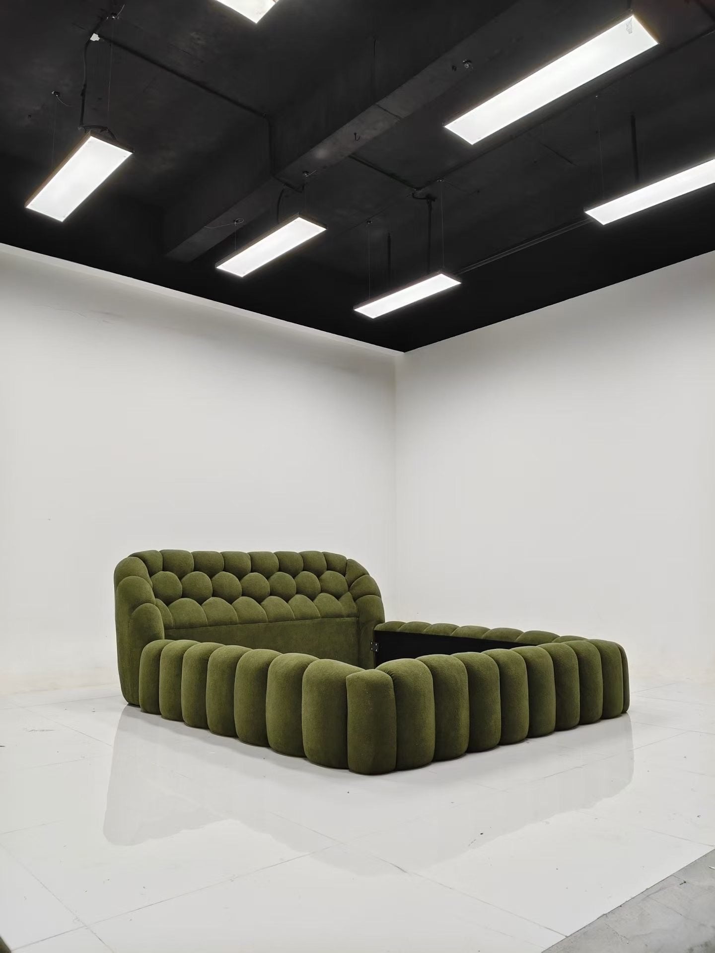 Lit design capitonné en tissu bouclette – UBBLE LUX EDITION