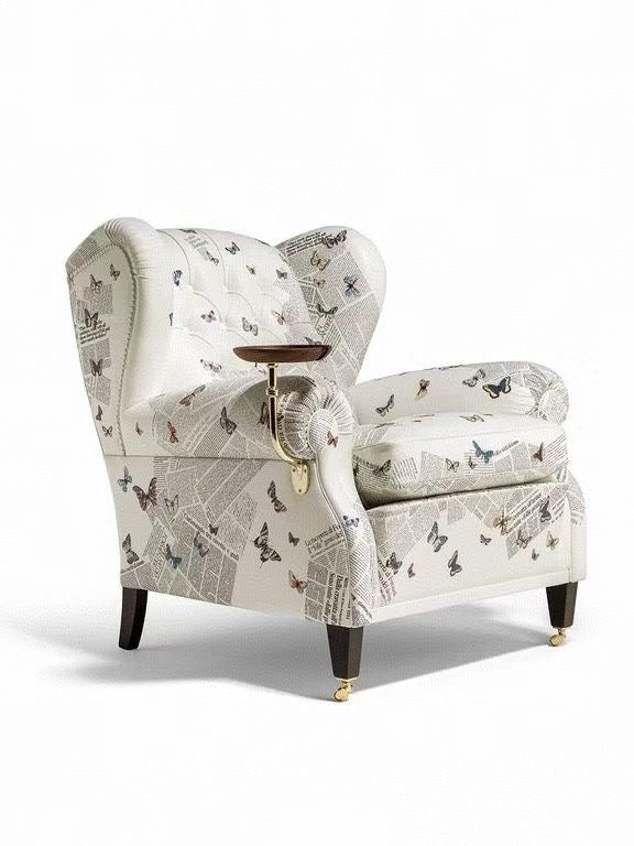 Fauteuil bergère imprimé Heritage Print – tablette pivotante en laiton