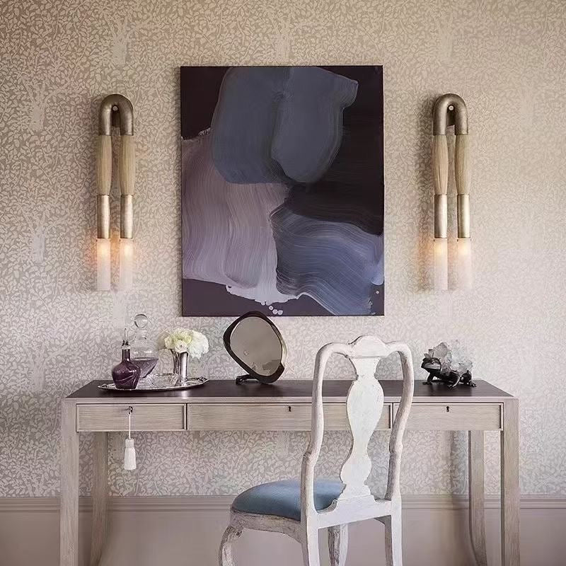 Applique murale double tube en laiton brossé et résine ivoire – Dual Tube