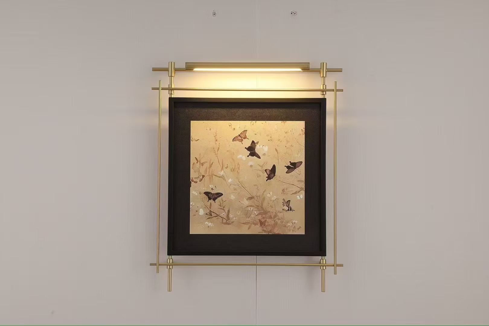 Applique Murale Cadre Lumineux en Laiton – Collection Chinoiserie