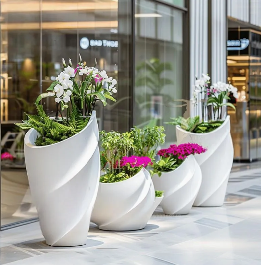 Jardinière boule en résine blanche mate – Collection ORGA