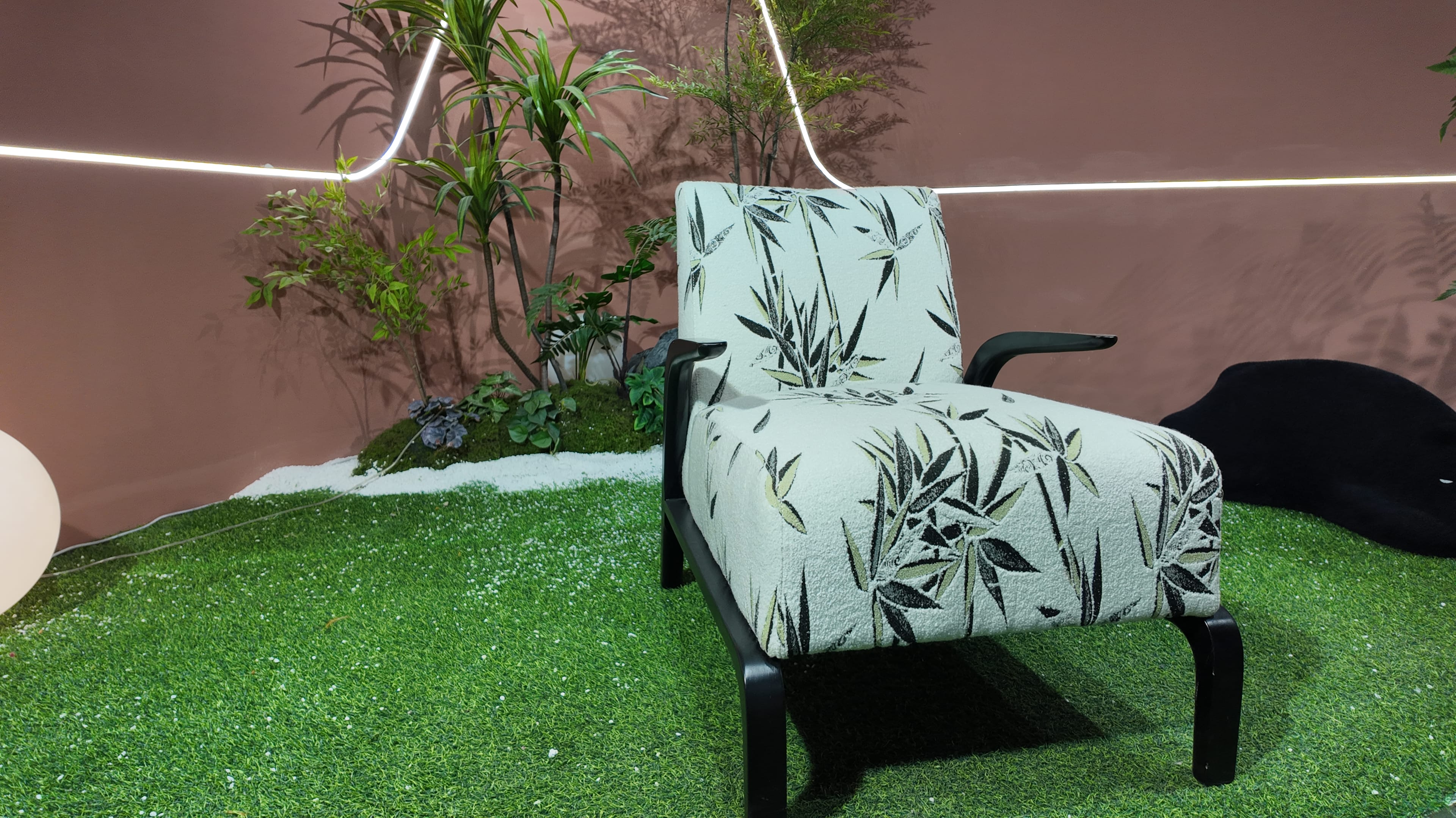 Fauteuil lounge en bouclette imprimé bambou – BAMBOU