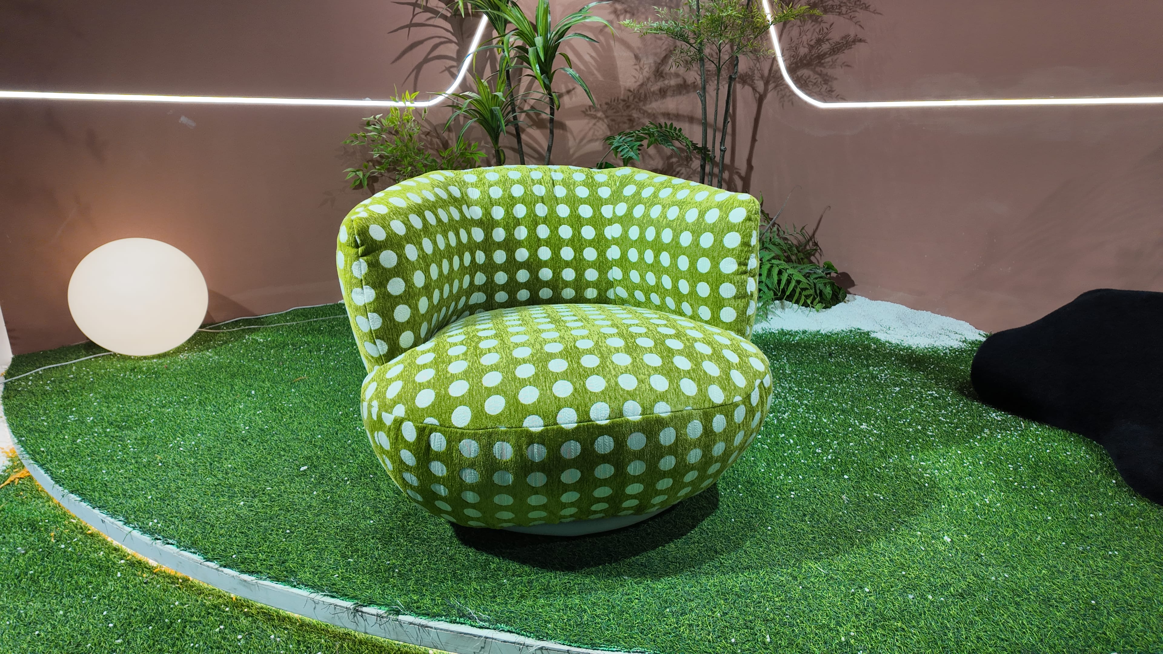 Fauteuil pivotant en tissu jacquard à pois vert – Pois Vert