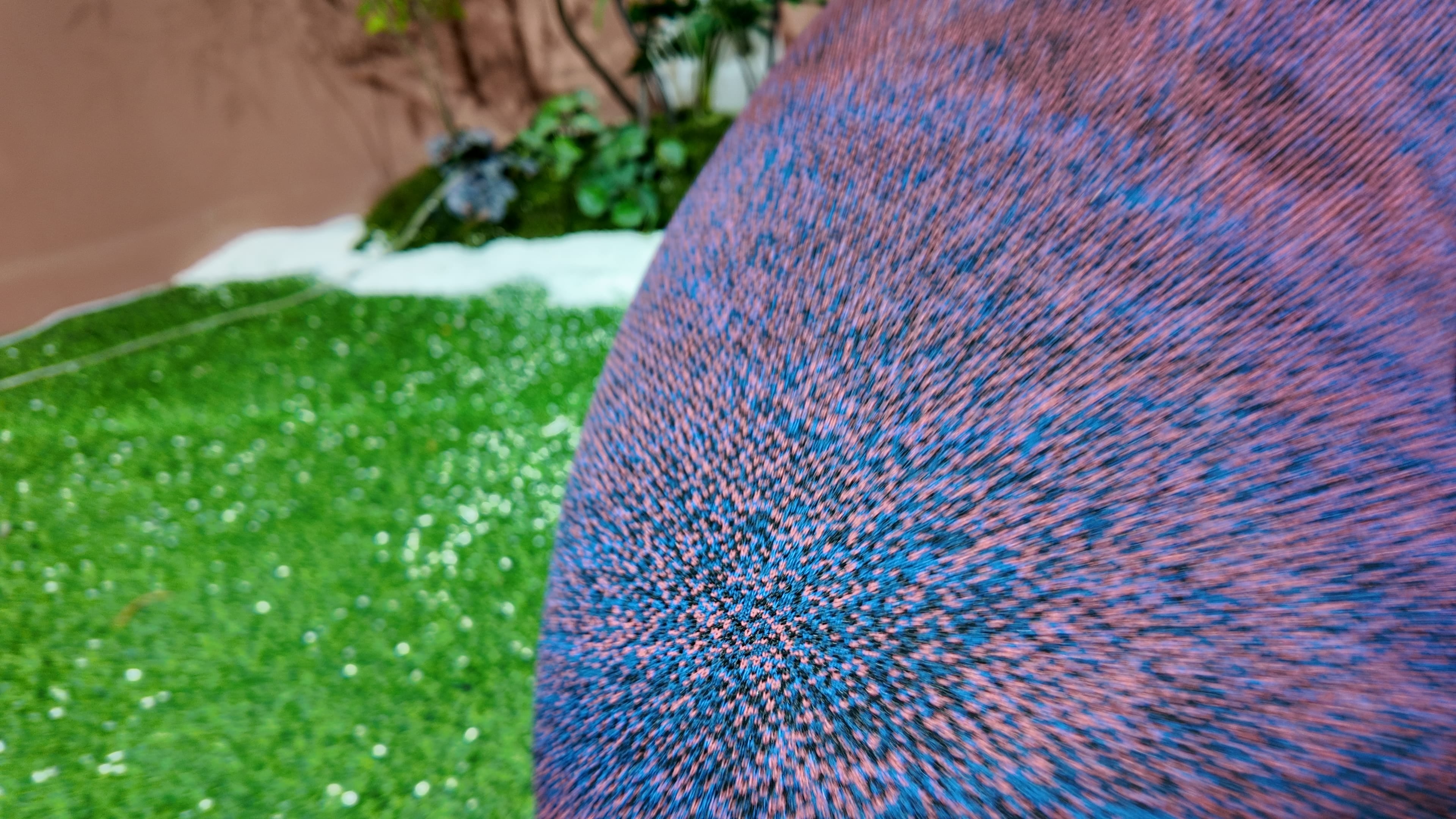 Fauteuil pouf torique en tissu chiné bleu-violet – Torus