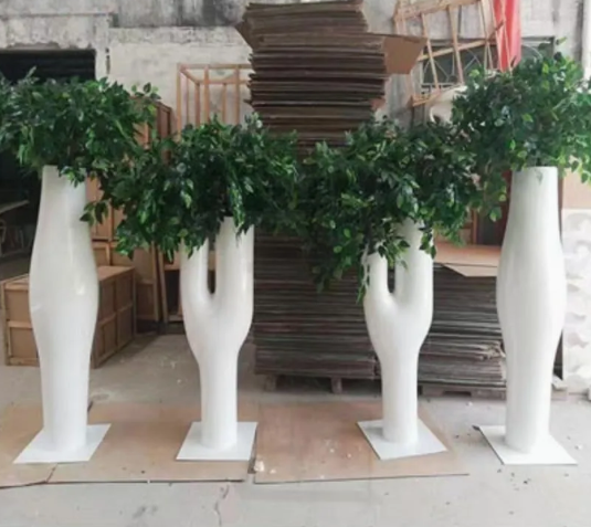 Jardinière boule en résine blanche mate – Collection ORGA