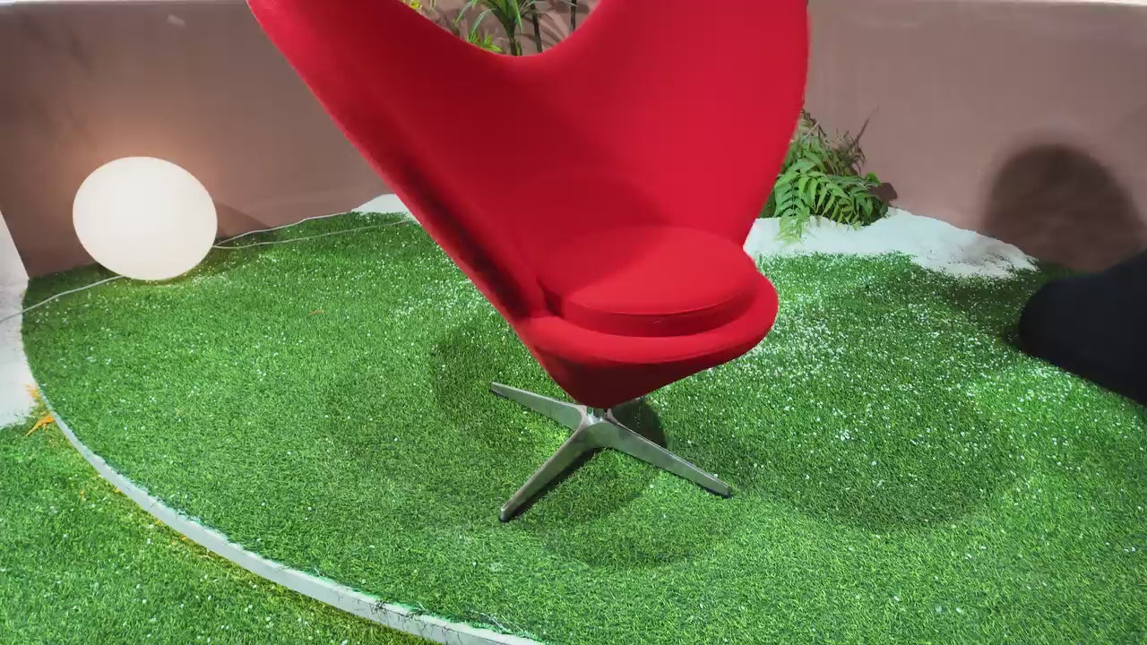 Fauteuil COEUR en laine bouclette rouge – piètement aluminium 4 branches